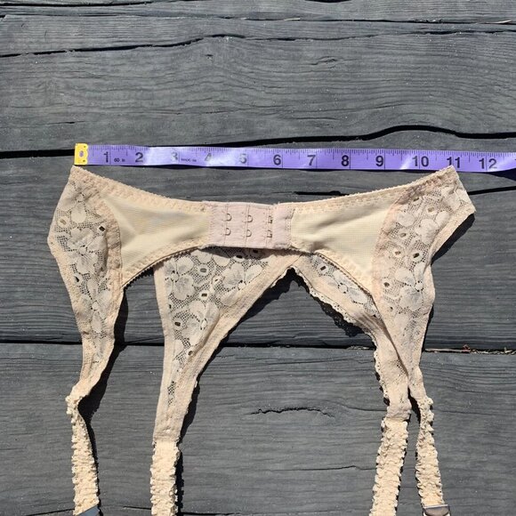 Vintage Garter Belt Suspenders Claws Beige Sheer Embroidered Lace - Picture 11 of 12